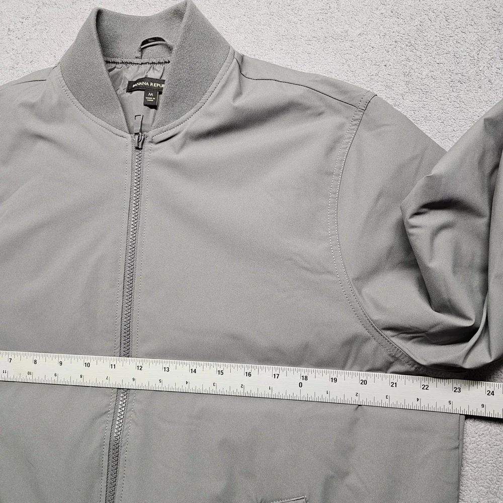 Banana Republic Bomber Jacket Mens Medium Gray Lined‎ Water Resistant Full Zip